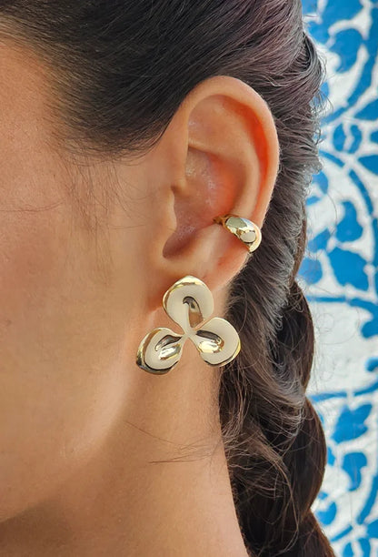 ORGANIC FLOWER EARRINGS