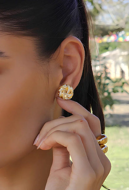 ZIRCONIA STUDDED EARRINGS