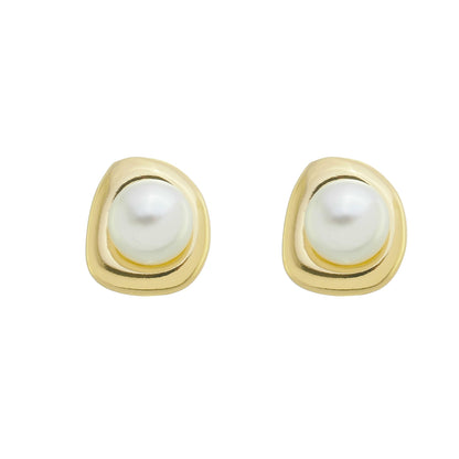 OVAL-SHAPED CLASSIC PEARL EARRINGS