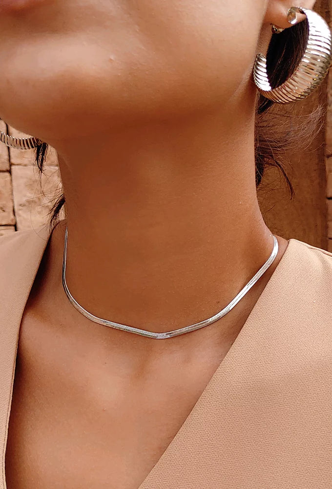 HERRINGBONE CHOKER