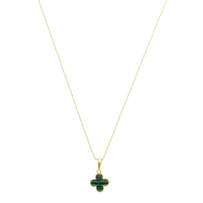 DELICATE CLOVER PENDANT